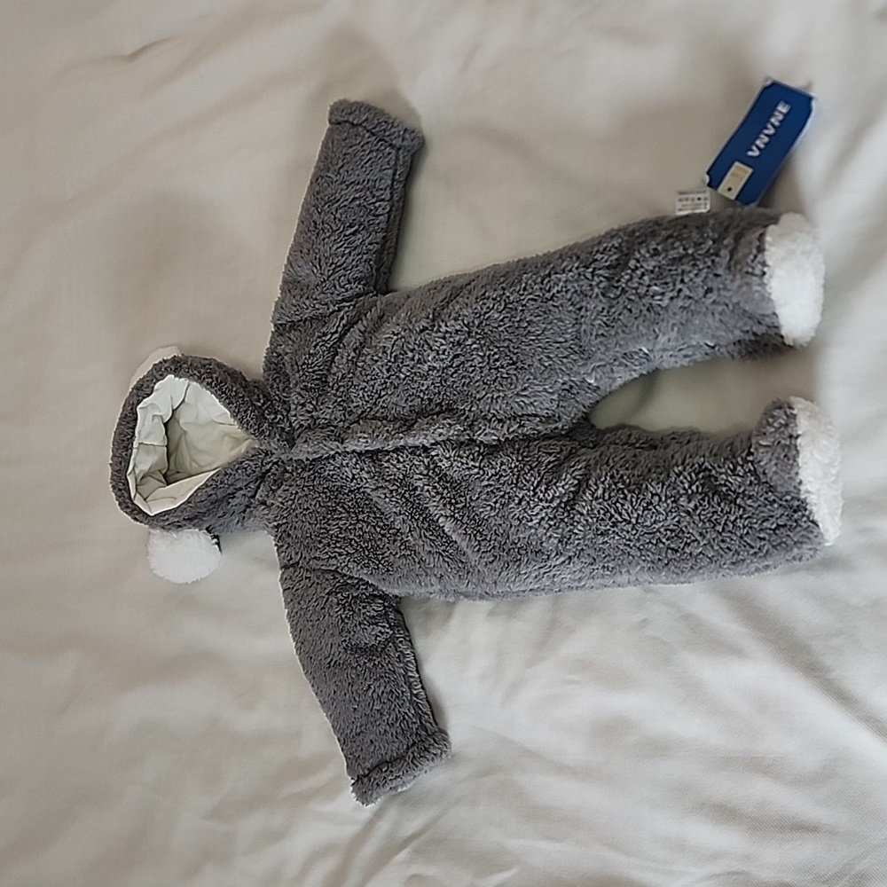 VNVNE Baby Snowsuit Size: 3-6 Months